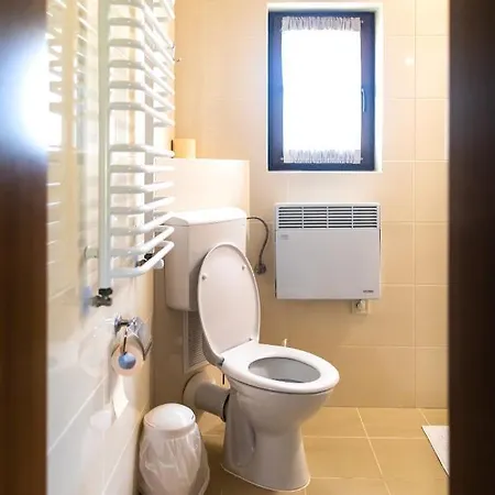 Будинок відпочинку Guest Houses Near Karlsdorf Klimets